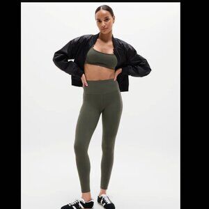 NWT Salutation Stash 7/8 Tight Olive M